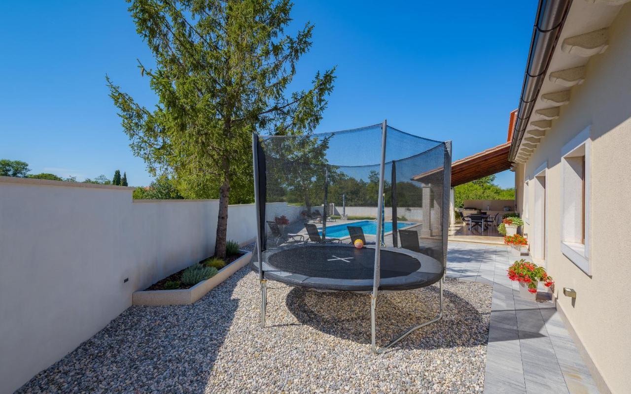 Villa Desapemani Žminj 외부 사진