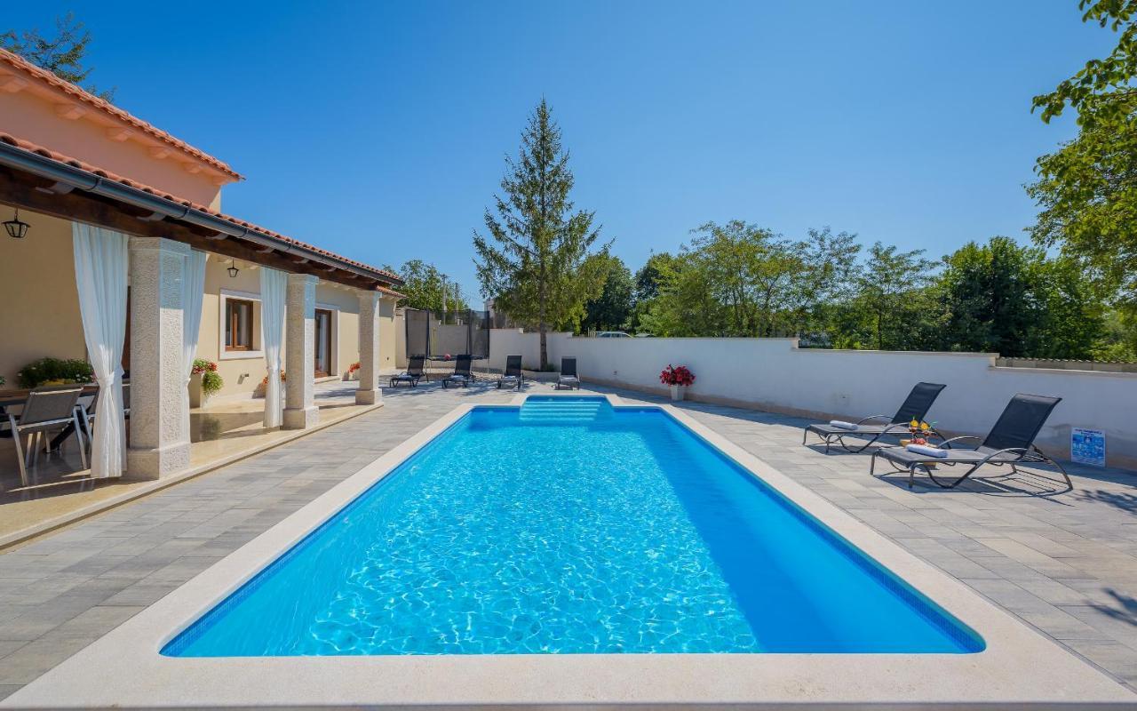 Villa Desapemani Žminj 외부 사진